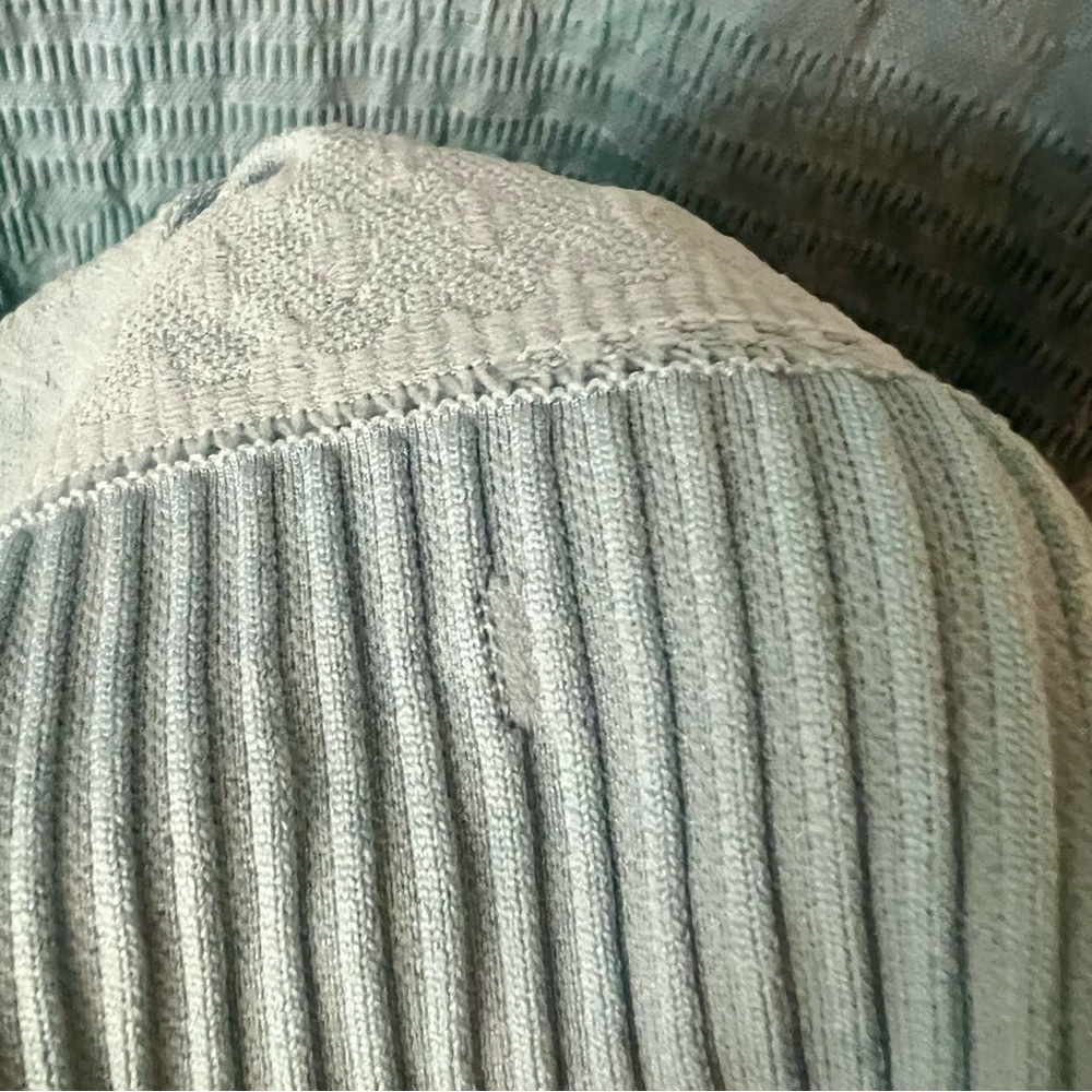 Lululemon Rest Less Pullover - Picture 5 of 9